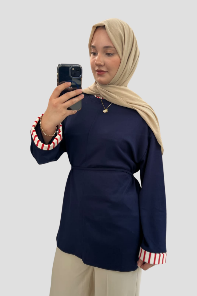 Çizgili Kol Detaylı Kuşaklı Tunik